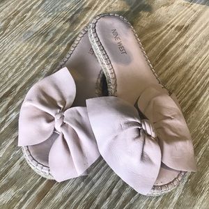 Nine West blush pink leather slide sandals